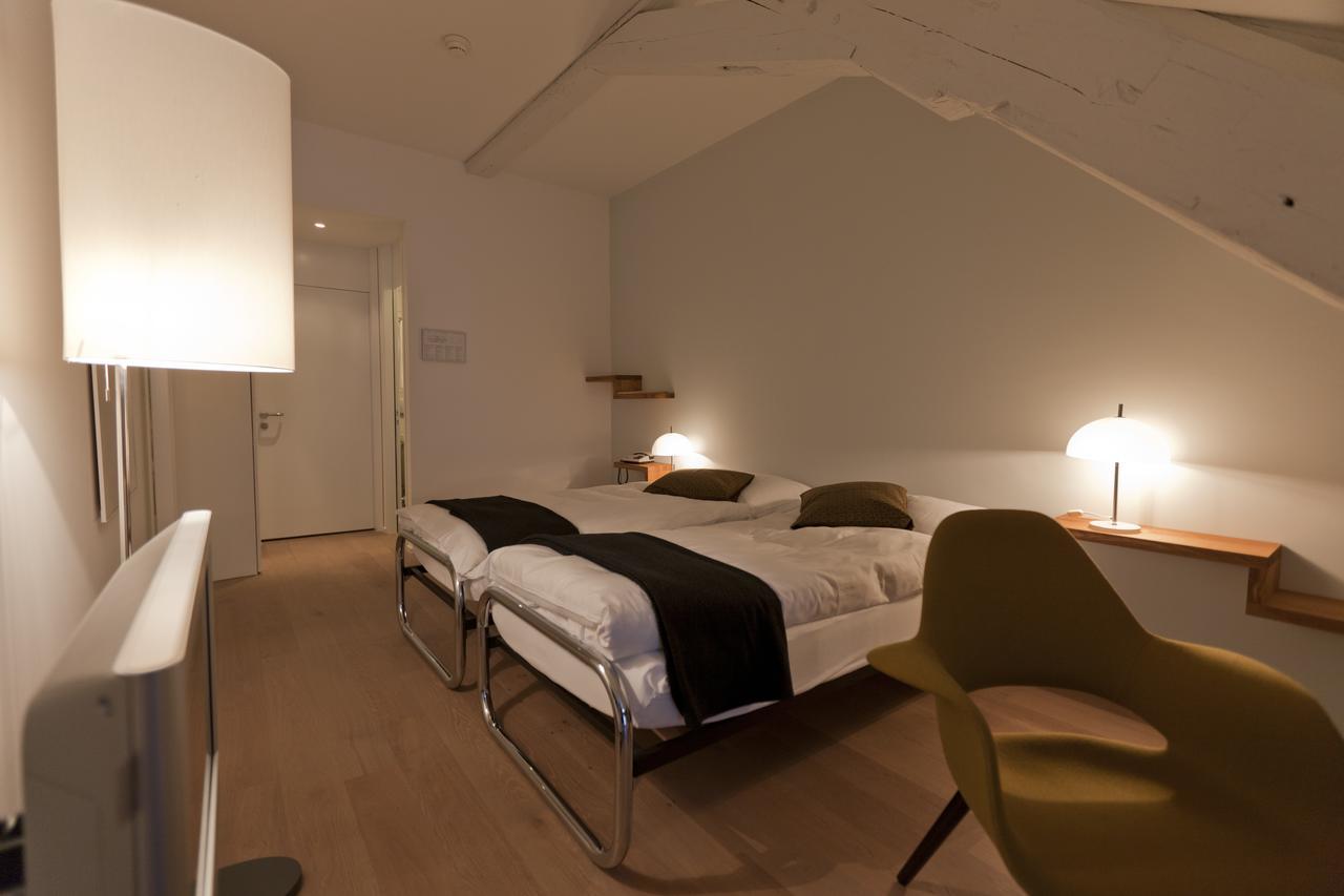 Baseltor Hotel & Restaurant ゾロトゥルン エクステリア 写真